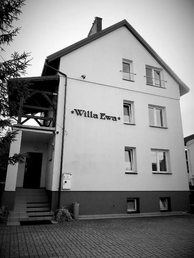 وارسو Willa Ewa